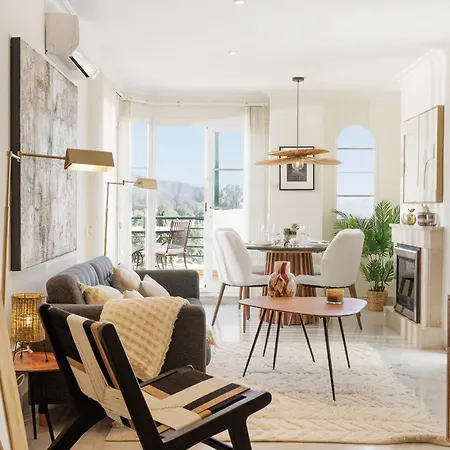 Marbella Banus Suites - Banus - Nueva Andalucia - Senorio De Aloha Urb - Premium Location - 2Br - 2Ba - Outdoor Terrace - Spectacular Sea & Mountain Views - Pool - Ideal For Families 公寓