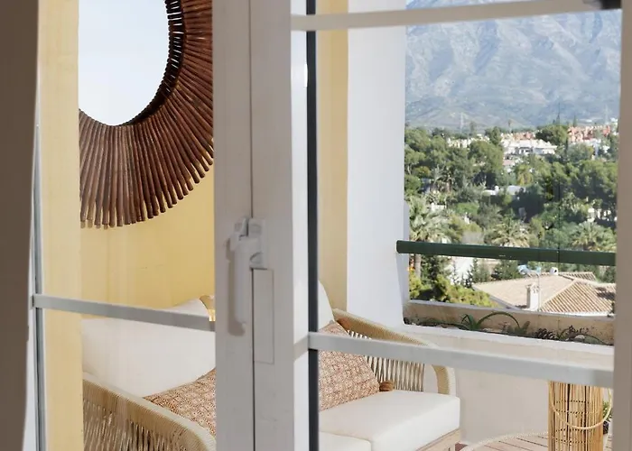 Banus - Senorio De Aloha Mountain & Sea Views マルベーリャ