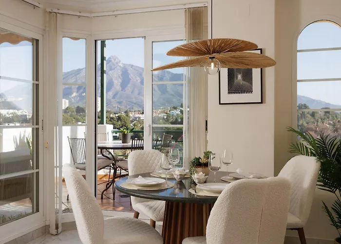 Banus - Senorio De Aloha Mountain & Sea Views アパート *